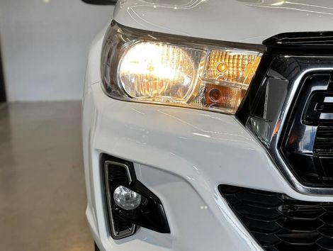 Toyota Hilux CD SRV 4x4 2.7 Flex 16V Aut.