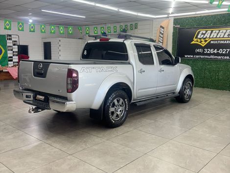 Nissan Frontier SV AT. CD 4x4 2.5 TB Dies. Aut.