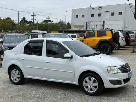 Renault LOGAN Expression Hi-Flex 1.6 16V 4p Aut