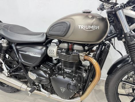 TRIUMPH STREET  TWIN 900cc