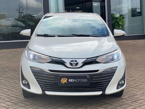Toyota YARIS XLS Connect Sed. 1.5 Flex 16V Aut.