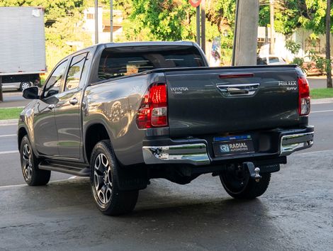 Toyota Hilux CD SRV 4x4 2.8 TDI Diesel Aut.