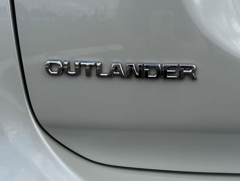 Mitsubishi OUTLANDER 2.0 16V 160cv Aut.