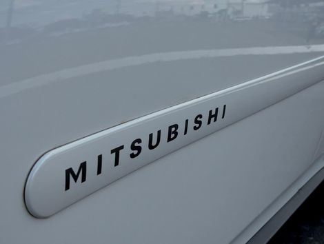 Mitsubishi OUTLANDER 2.0 16V 160cv Aut.