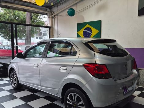 Chevrolet ONIX HATCH LTZ 1.4 8V FlexPower 5p Mec.