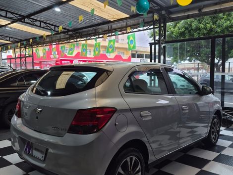 Chevrolet ONIX HATCH LTZ 1.4 8V FlexPower 5p Mec.