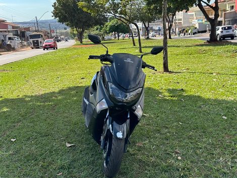 YAMAHA NMAX 160