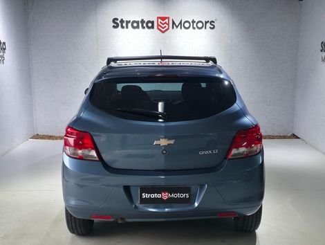Chevrolet ONIX HATCH LT 1.0 8V FlexPower 5p Mec.