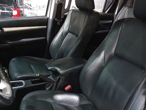 Toyota Hilux CD SRV 4x4 2.7 Flex 16V Aut.