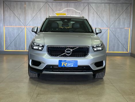 Volvo XC 40 T-5 MOMENTUM 2.0 252cv AWD