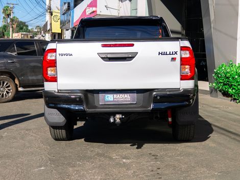 Toyota Hilux CD GR-S 4x4 2.8 TDI Dies. Aut.