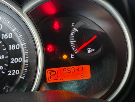 Nissan TIIDA SL 1.8/1.8 Flex 16V Aut.