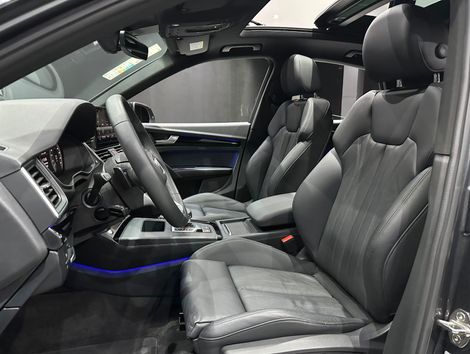 Audi Q5 SB P Black. 2.0 TFSIe S.Tr. Qt (Hib.)
