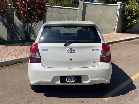 Toyota ETIOS X 1.3 Flex 16V 5p Mec.