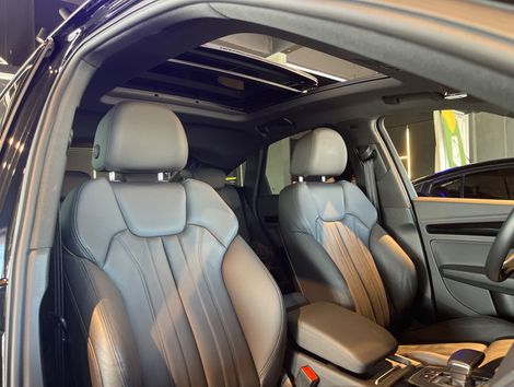 Audi Q5 SB P Black. 2.0 TFSIe S.Tr. Qt (Hib.)