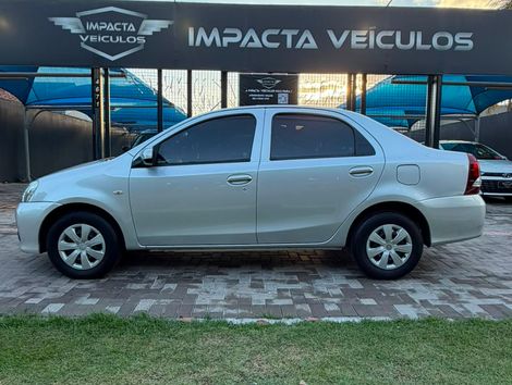 Toyota ETIOS X Sedan 1.5 Flex 16V 4p Mec.