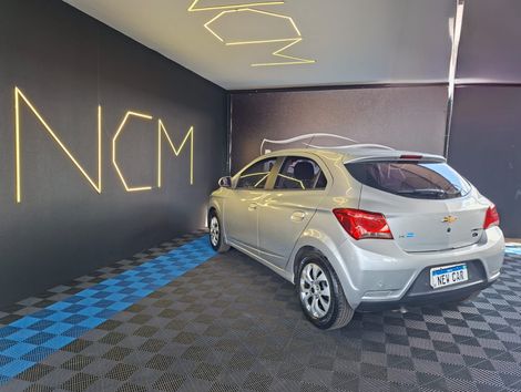 Chevrolet ONIX HATCH LT 1.4 8V FlexPower 5p Mec.