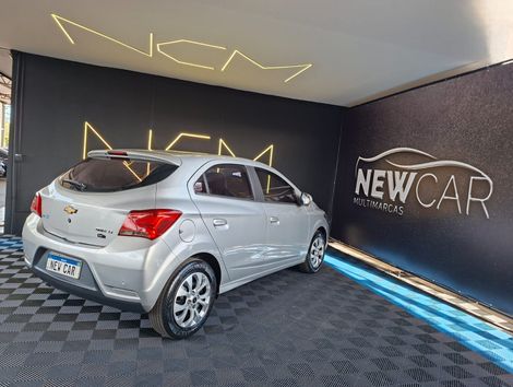 Chevrolet ONIX HATCH LT 1.4 8V FlexPower 5p Mec.