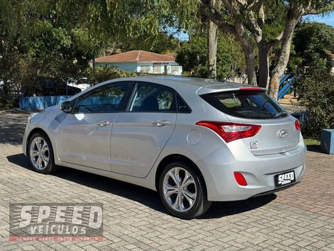 Hyundai i30 1.8 16V Aut. 5p