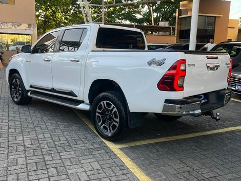 Toyota Hilux CD SRV 4x4 2.7 Flex 16V Aut.