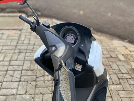 YAMAHA NMAX 160