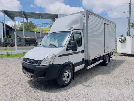 IVECO DAILY TRUCK CHAS. 70C17 2p (dies.)(E5)