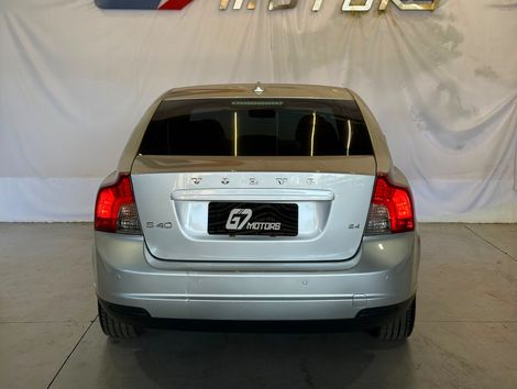 Volvo S40 2.4 140cv Aut.
