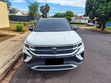 VolksWagen TAOS Launching Ed. 1.4 250 TSI Flex Aut.