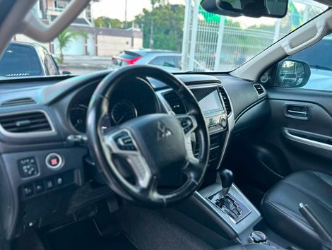 Mitsubishi L200 Triton Sport HPE-S 2.4 CD Dies. Aut