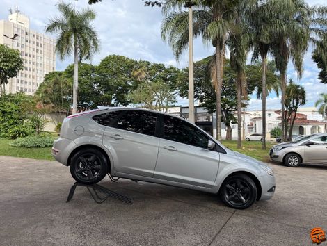 Ford Focus 1.6 S/SE/SE Plus Flex 8V/16V  5p
