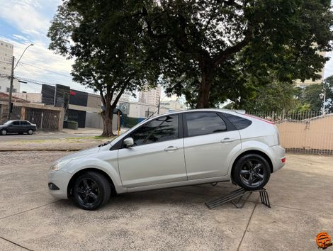 Ford Focus 1.6 S/SE/SE Plus Flex 8V/16V  5p