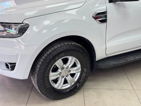 Ford Ranger XLT 3.2 20V 4x4 CD Diesel Aut.