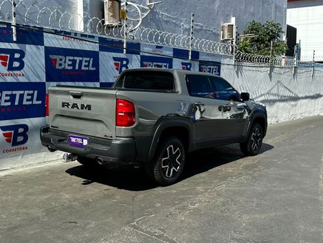 RAM RAMPAGE REBEL HURR.4 2.0 TB CD 4X4 Aut.