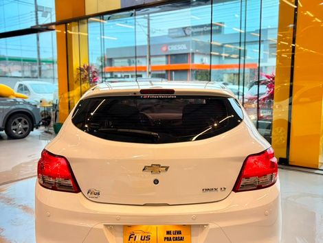 Chevrolet ONIX HATCH LT 1.0 8V FlexPower 5p Mec.
