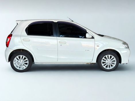 Toyota ETIOS XLS 1.5 Flex 16V 5p Mec.