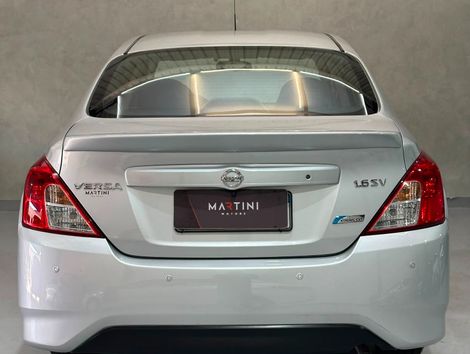 Nissan VERSA SV 1.6 16V FlexStart 4p Aut.