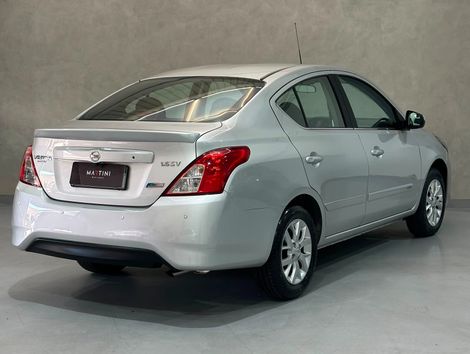 Nissan VERSA SV 1.6 16V FlexStart 4p Aut.