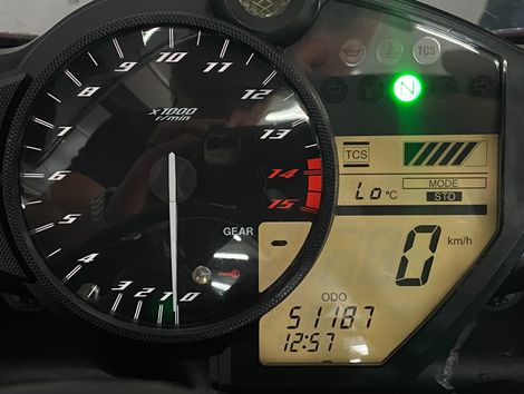 YAMAHA YZF R-1 1000