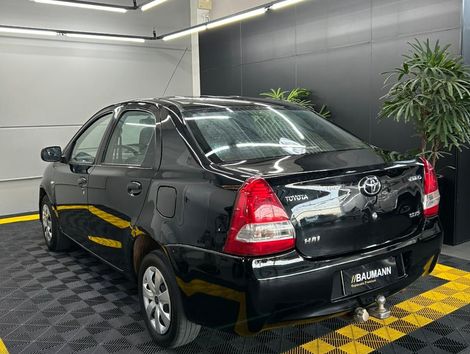 Toyota ETIOS XS Sedan1.5 Flex 16V 4p Mec.