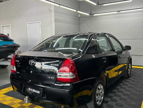 Toyota ETIOS XS Sedan1.5 Flex 16V 4p Mec.