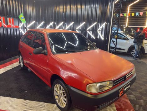 VolksWagen Gol 1000 Mi 16V/ Ouro 4p