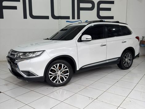 Mitsubishi OUTLANDER 2.2 165cv Diesel Aut.