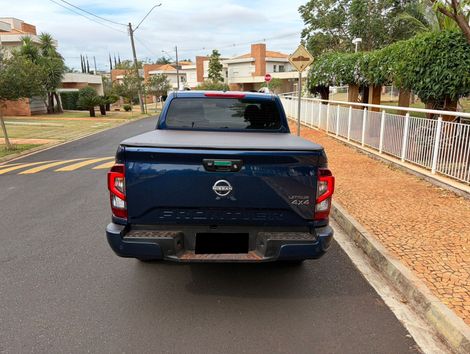 Nissan Frontier PLATI. CD  2.3 Bi-TB Dies.Aut.