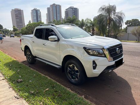 Nissan Frontier XE CD 4x4 2.3 Bi-TB Diesel Aut.