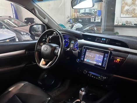 Toyota Hilux CD SRX 4x4 2.8 TDI 16V Diesel Aut.
