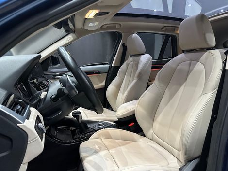 BMW X1 SDRIVE 20i X-Line 2.0 TB Active Flex