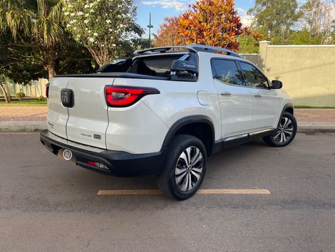 Fiat Toro Volcano 1.3 T270 4x2 Flex Aut.