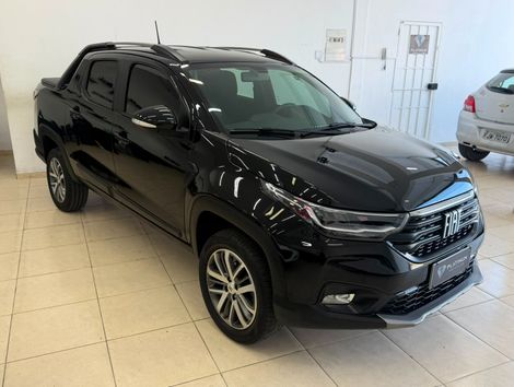 Fiat Strada Volcano 1.3 Flex 8V CD