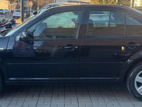 VolksWagen Bora 2.0/ 2.0 Flex 8v Mec.