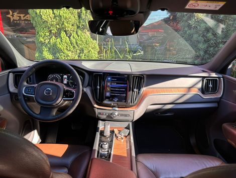 Volvo XC 60 T-8 MOMENTUM 2.0 (Híbrido)